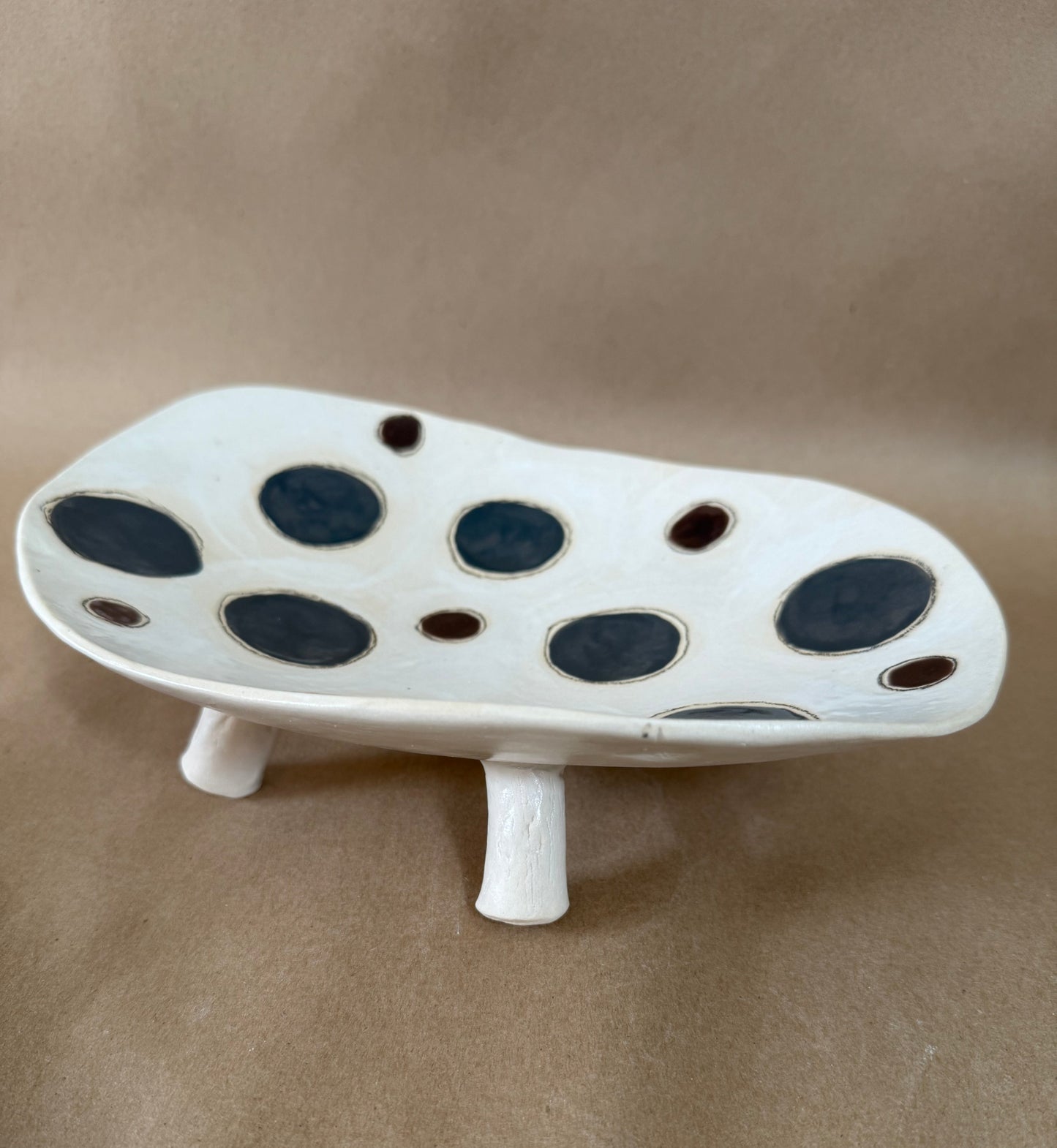 Dots platter 1