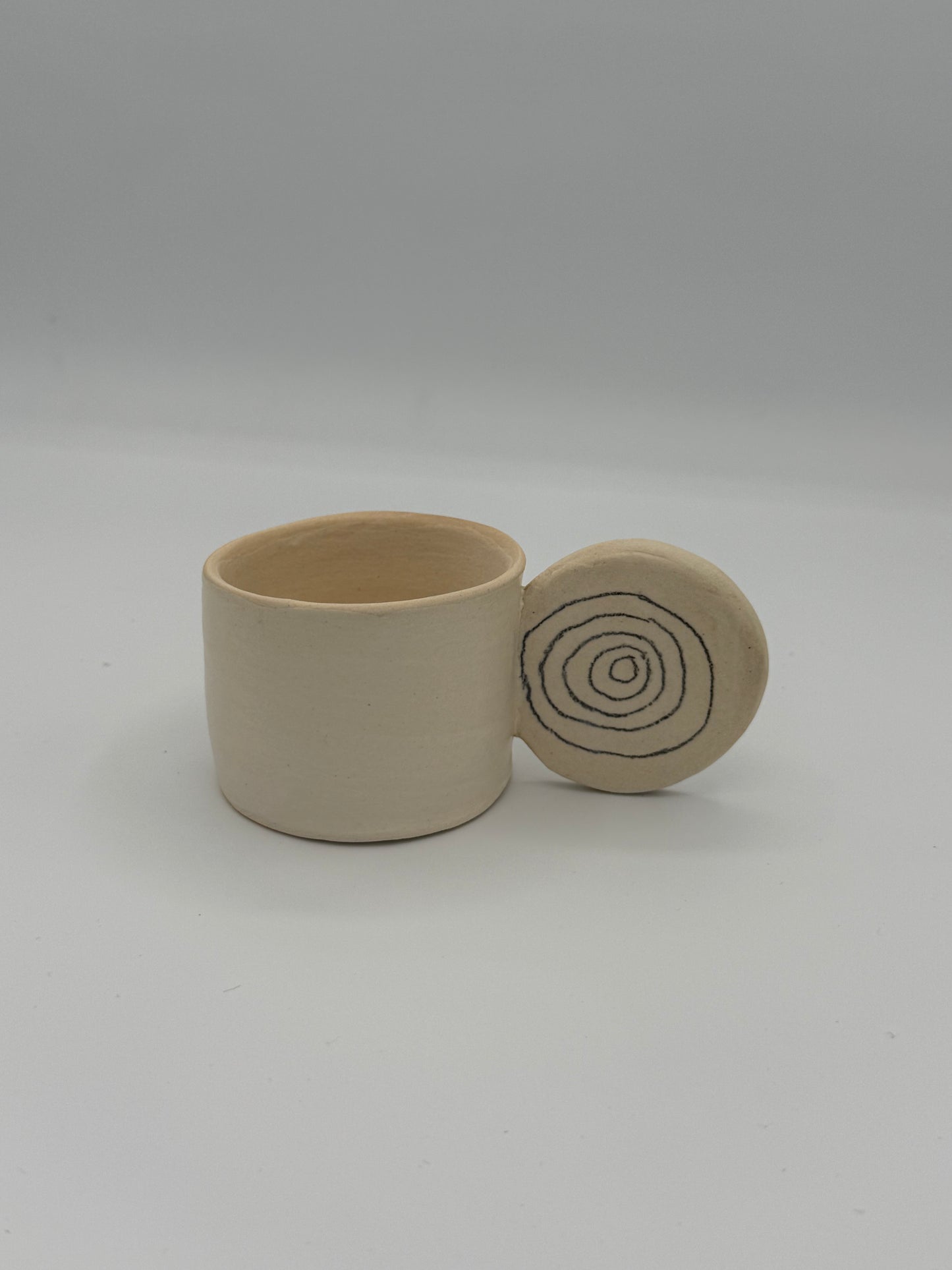 Target cup