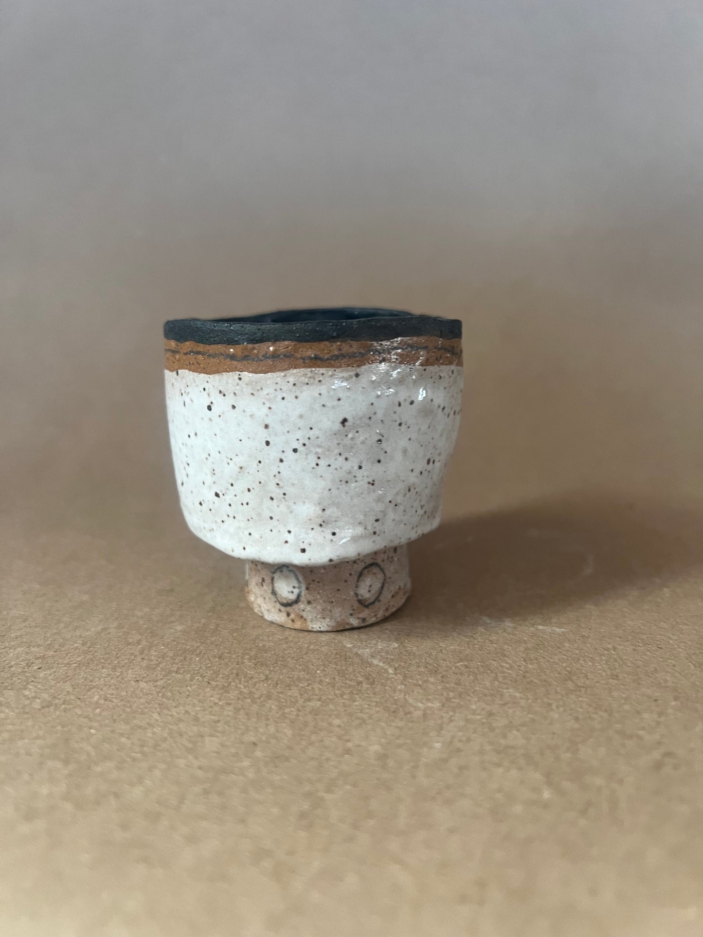 Personality dot cup 1
