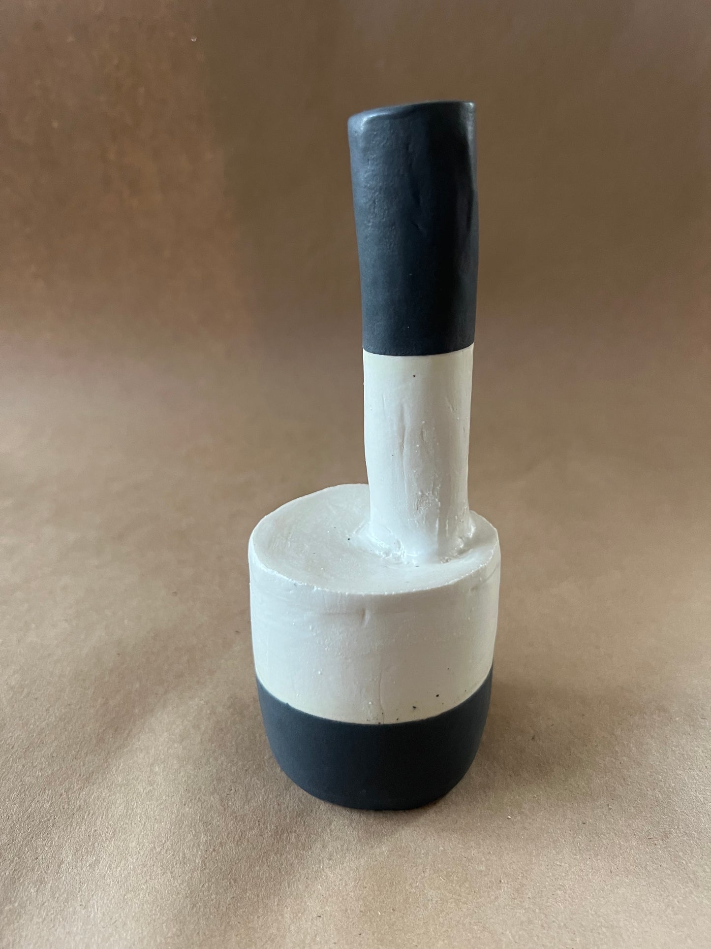 Black and white sculpture vase 2