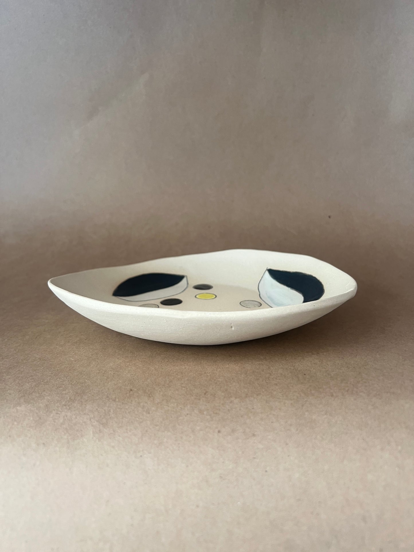 Leaf dot plate 3