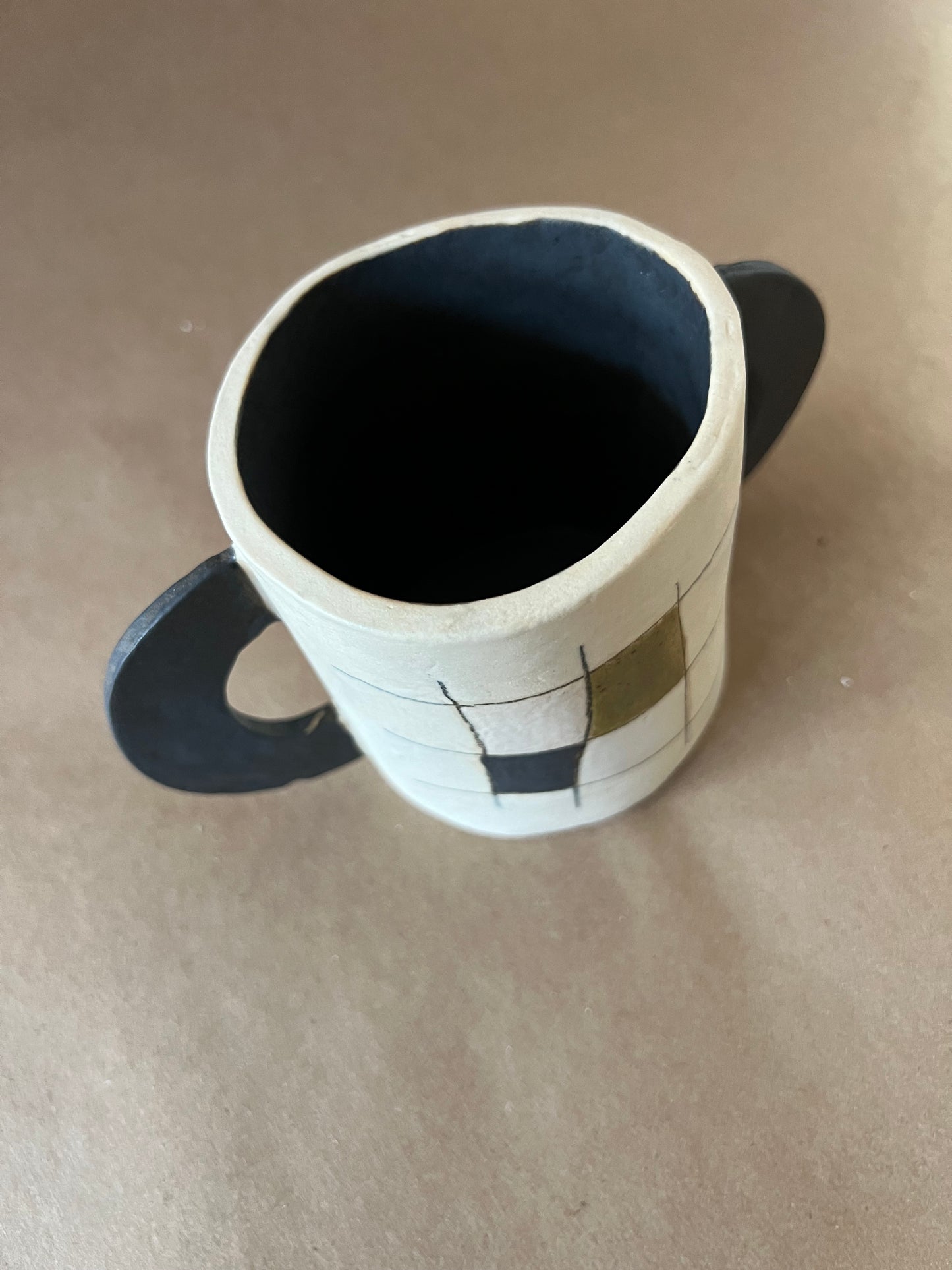 Checkered mug 1