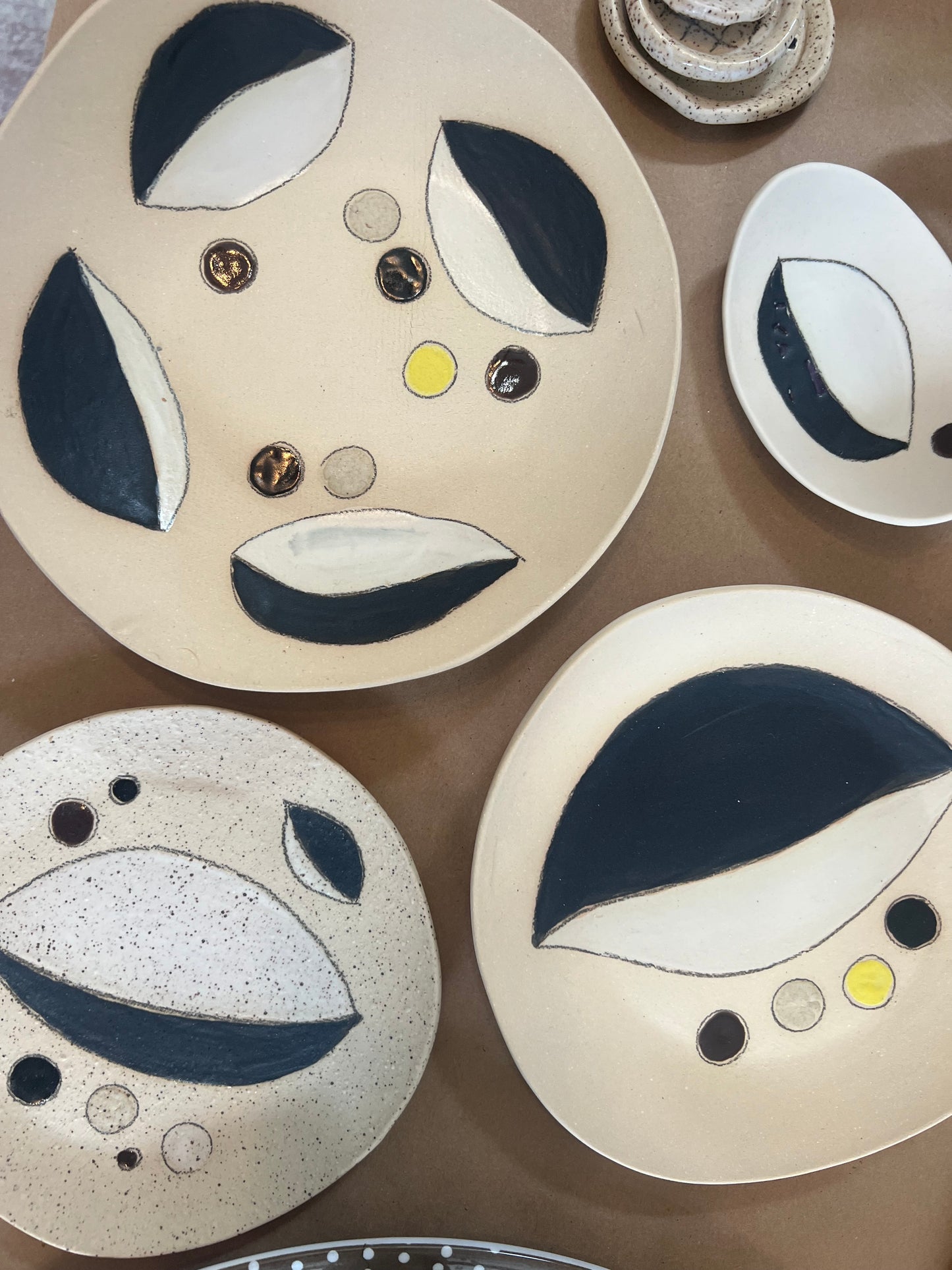 Leaf dot plate 3
