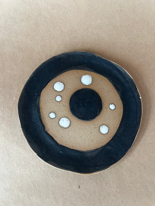 Bullseye planet plate