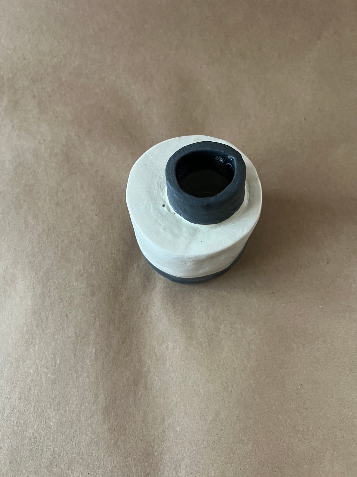 Black and white sculpture vase 3
