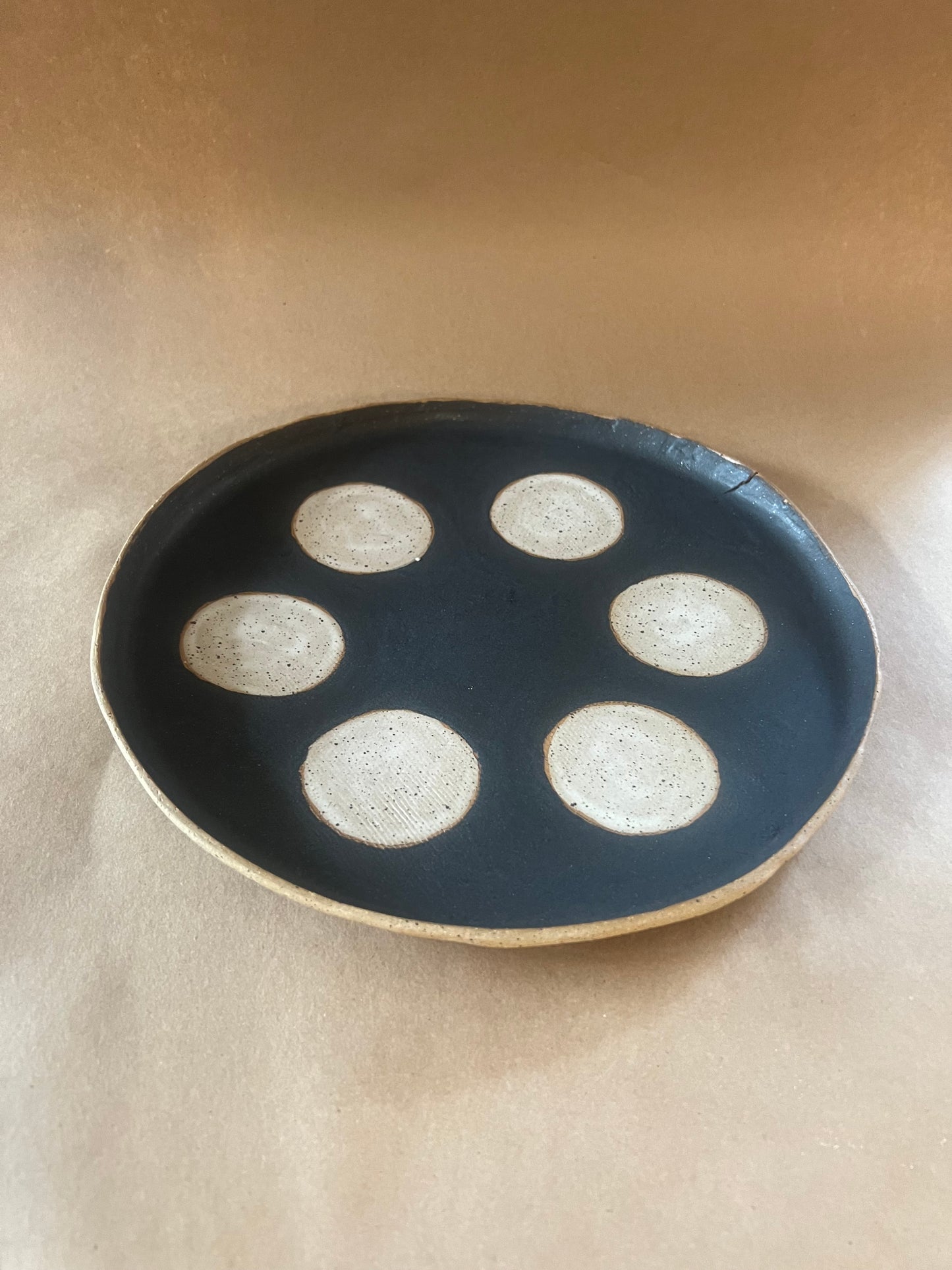 Dot platter