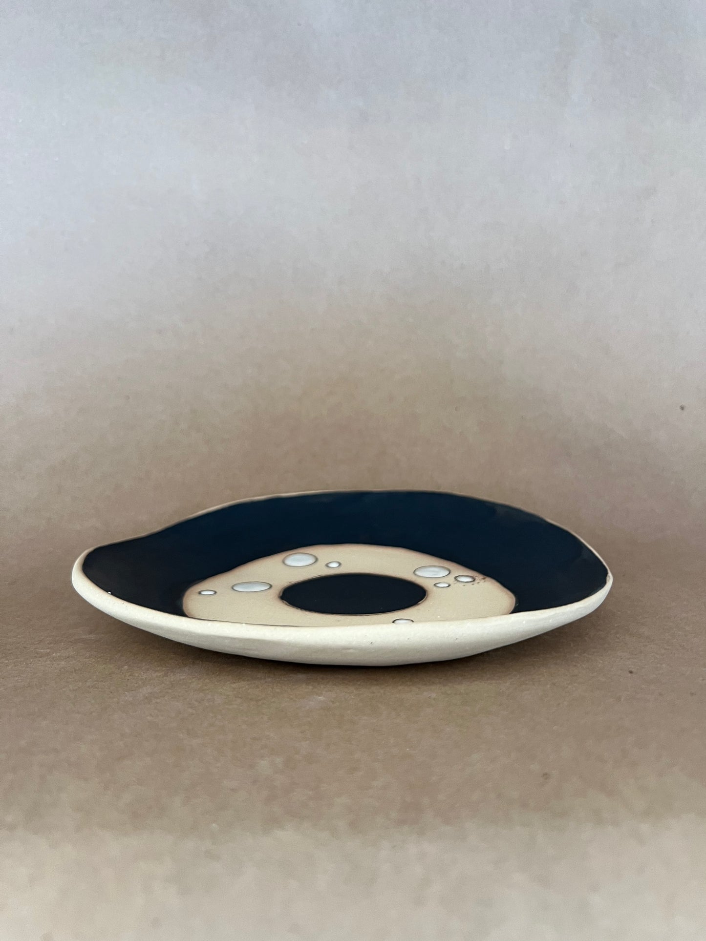 Bullseye planet plate