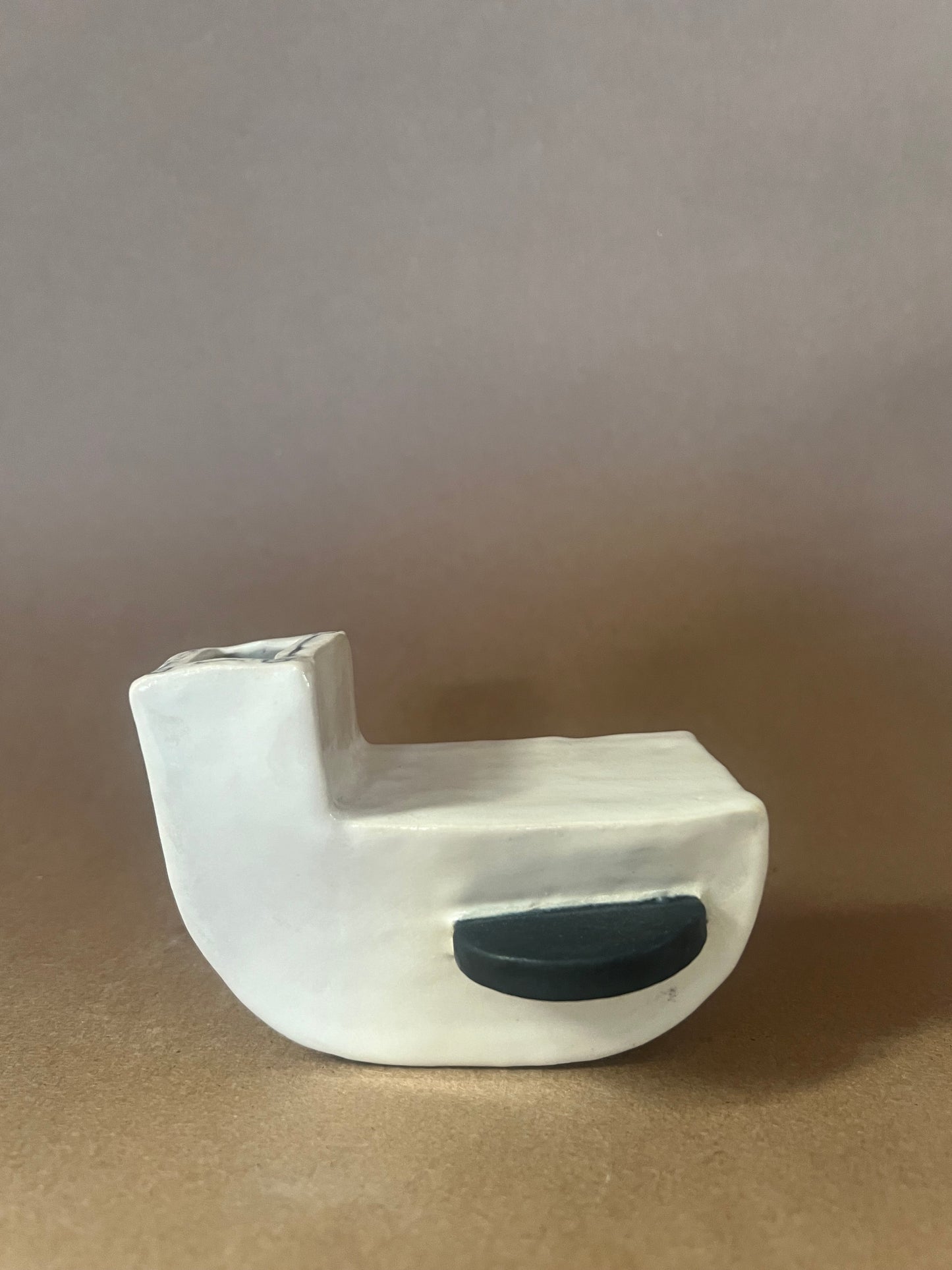 Dove vase