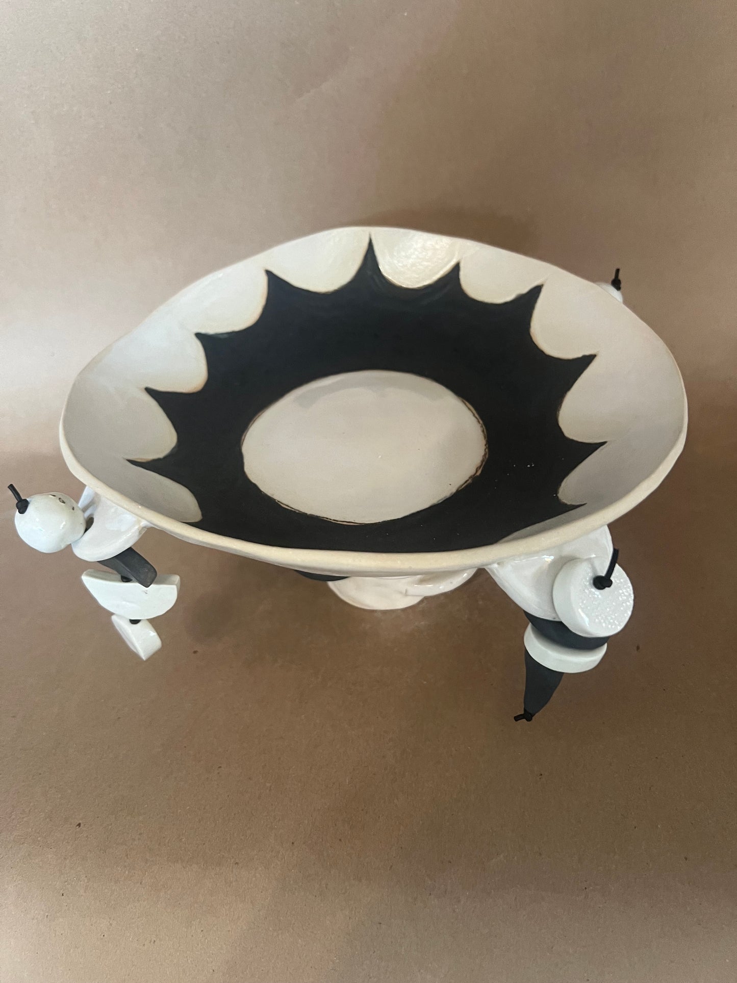 Sun footed dangle bowl 1