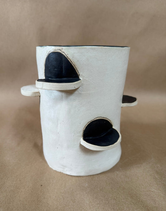 Dots vase 1