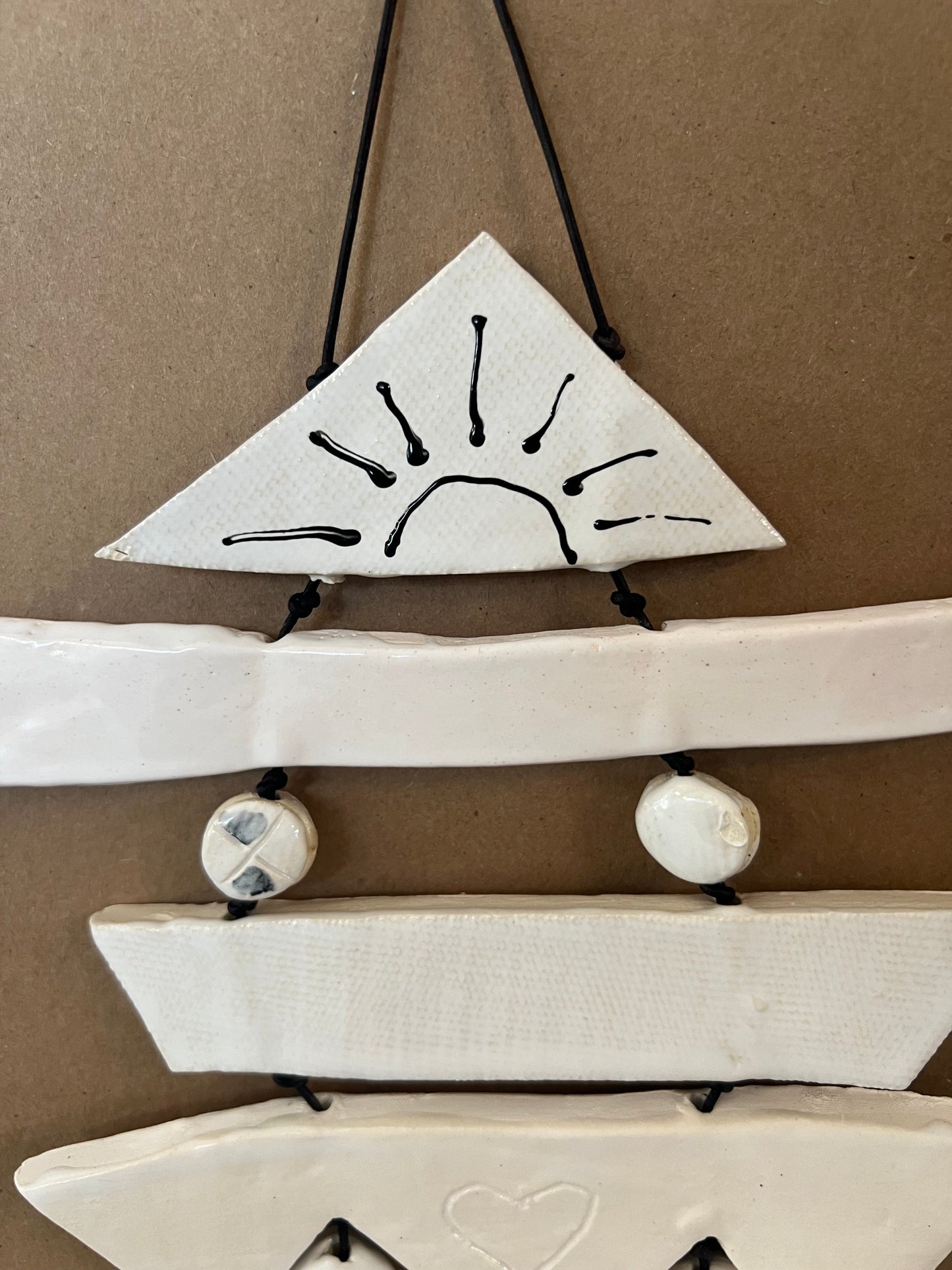 Wall hanging sun arrow ribbon target heart
