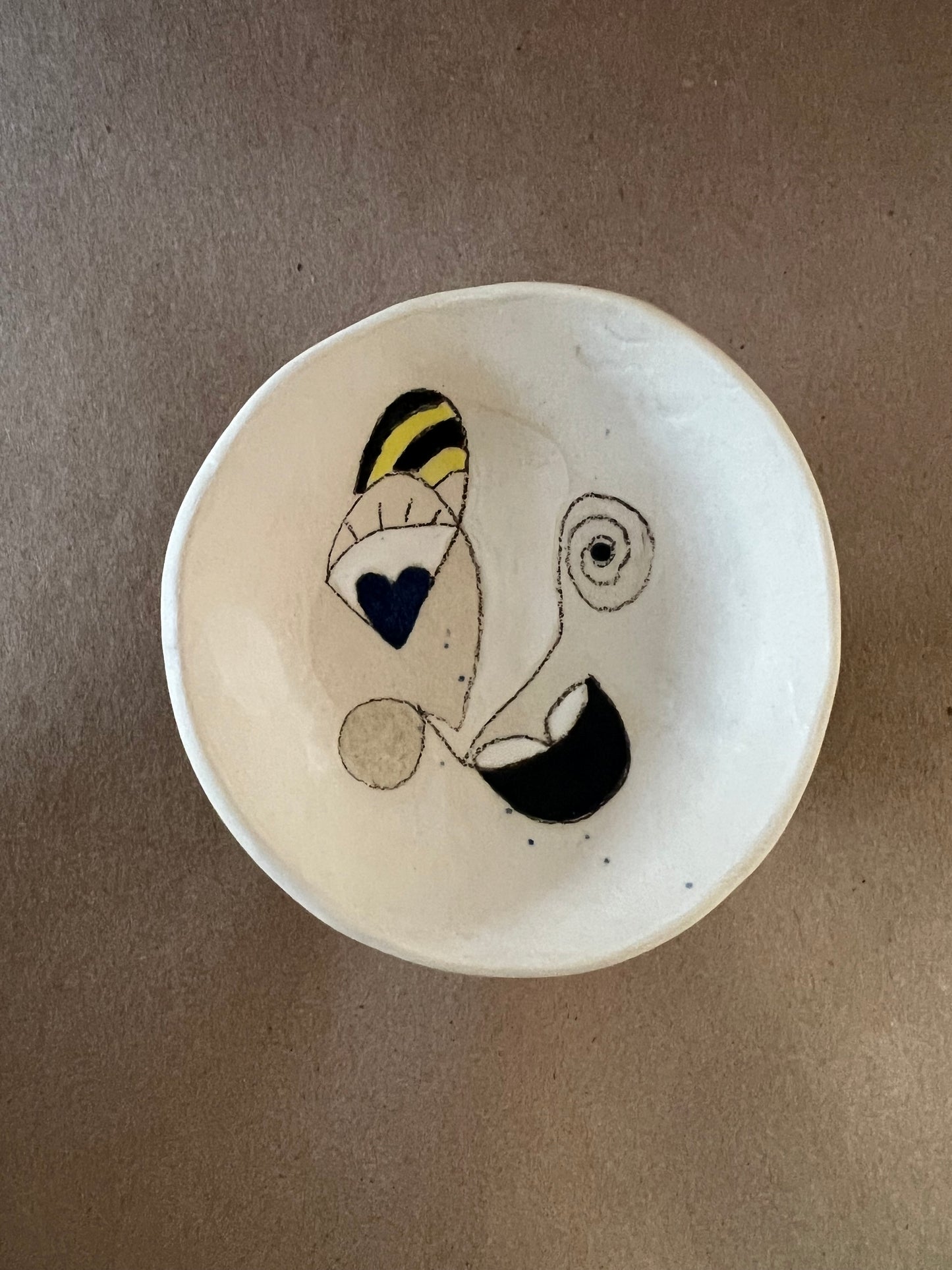 Freehand face dish 1