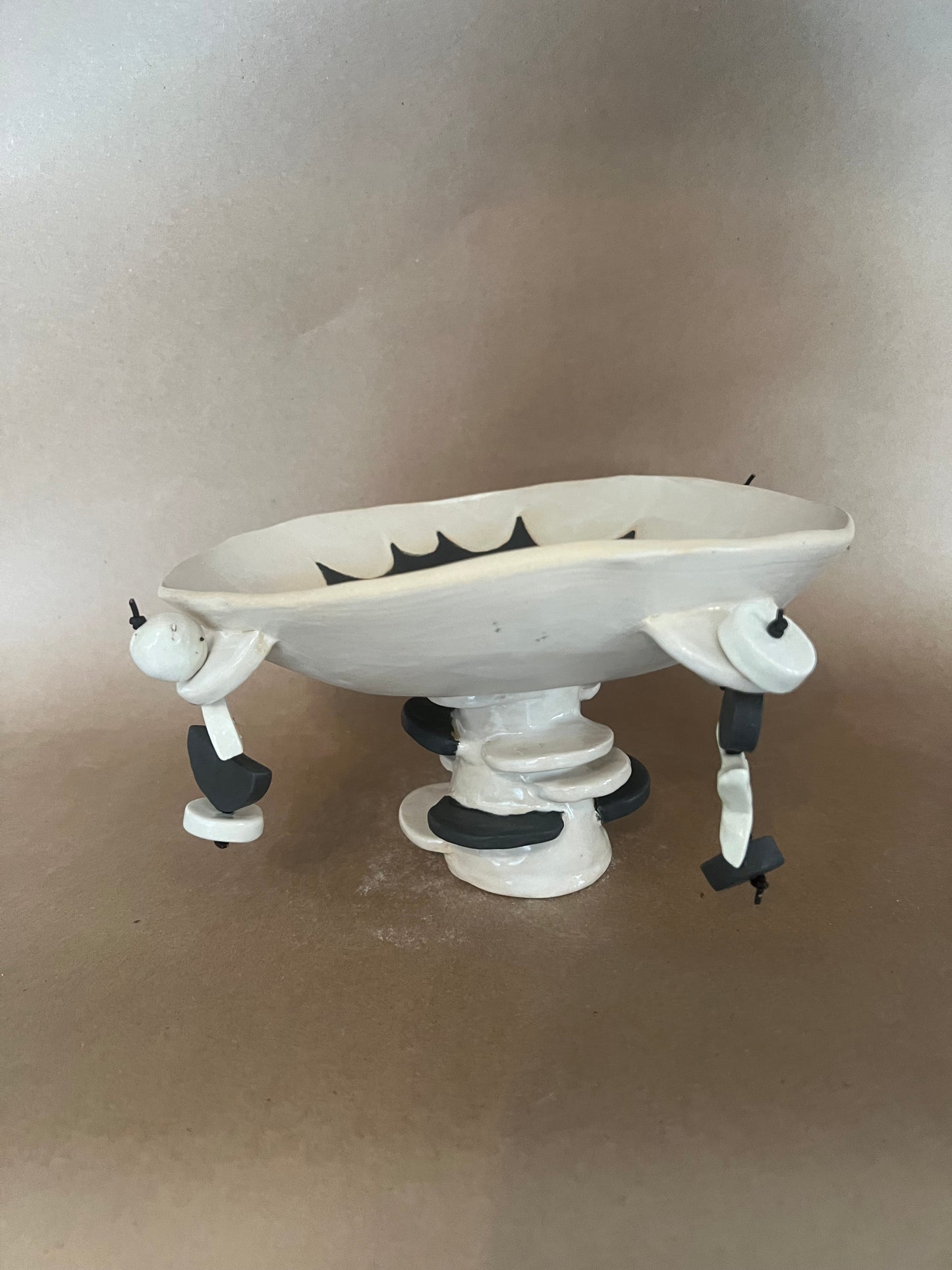 Sun footed dangle bowl 1