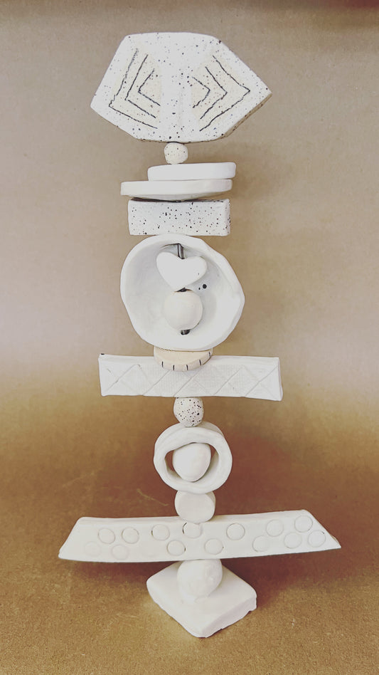 Totem arrow kiss hug heart dot