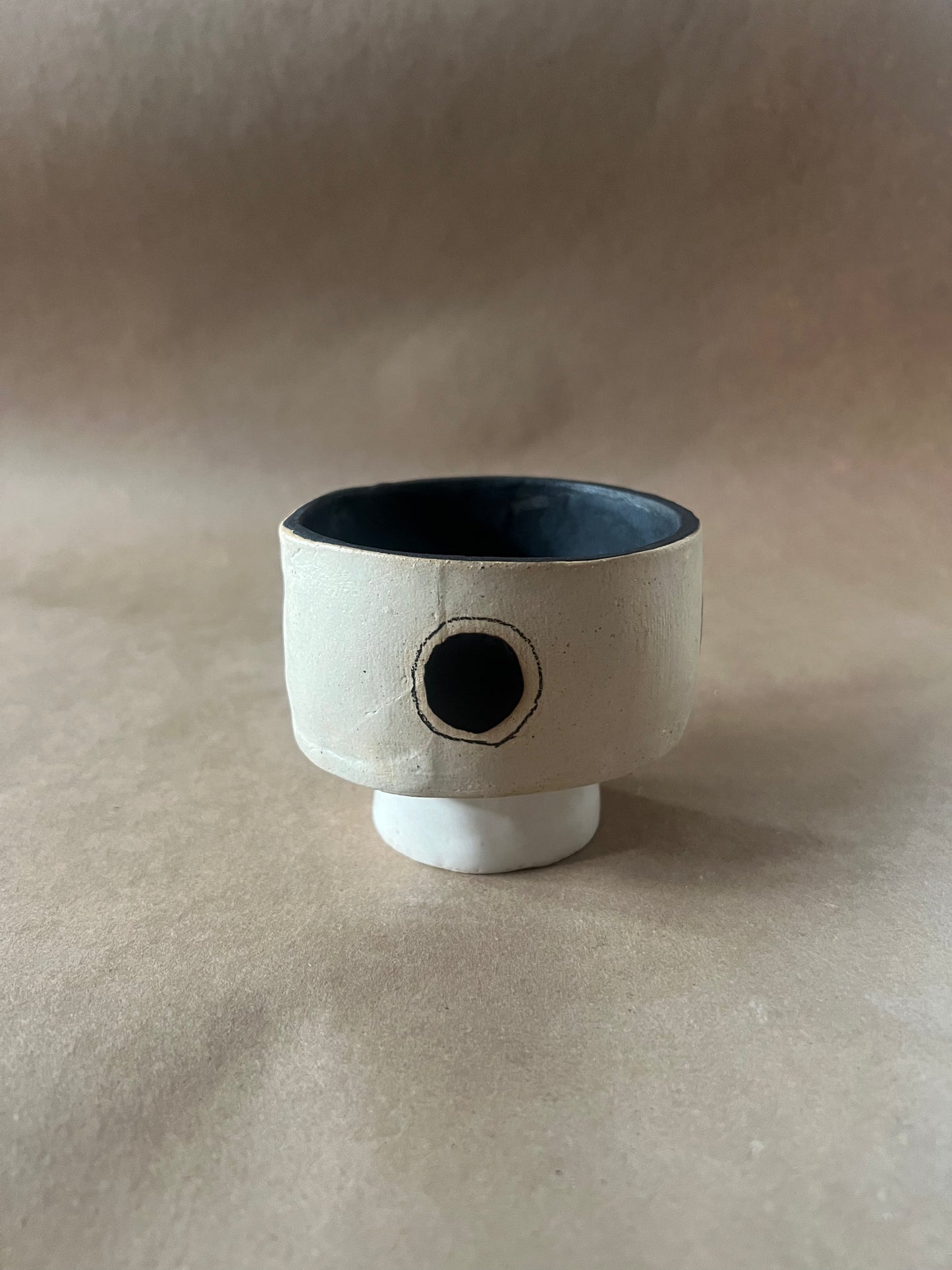 Dot footed bowl 3