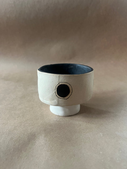 Dot footed bowl 3