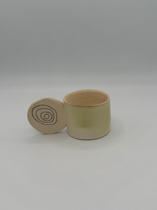 Target cup